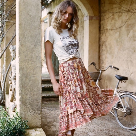 Love Potion Rider Chic Graphic Tee - Picture 4 of 7